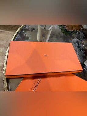Hermès Orange Signature Box and Bag
